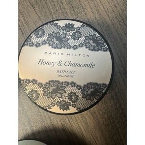 Paris Hilton Honey & Chamomile Bath Salts – Relaxing Luxury Soak 30g